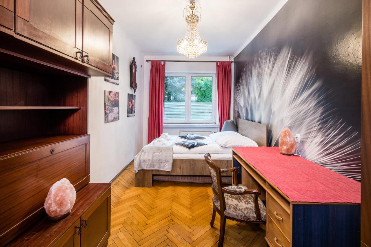 Apartament Debnicki Wawelofts Apartment Krakow Bagian luar foto